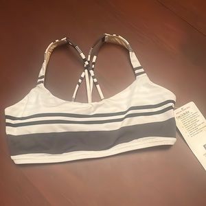 NWT Lululemon Free to be Bra